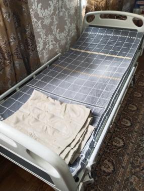 Кровать медицинская