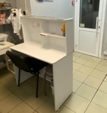 Мойка, печь, стол