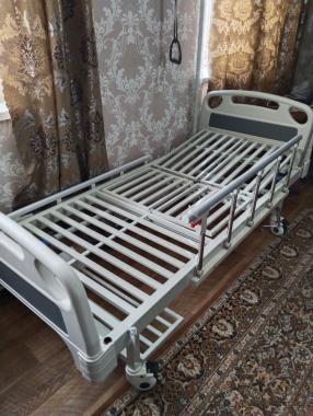 Кровать медицинская